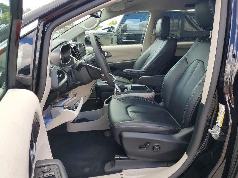 2024 Chrysler Pacifica VIN 2C4RC1S75RR166709 COPART salvage auction — MINOR DENT/SCRATCHES, FL - CERT OF TITLE-SLVG REBLD FLOOD (P), sold $14,800 on 2026-07-30 (photo 7)