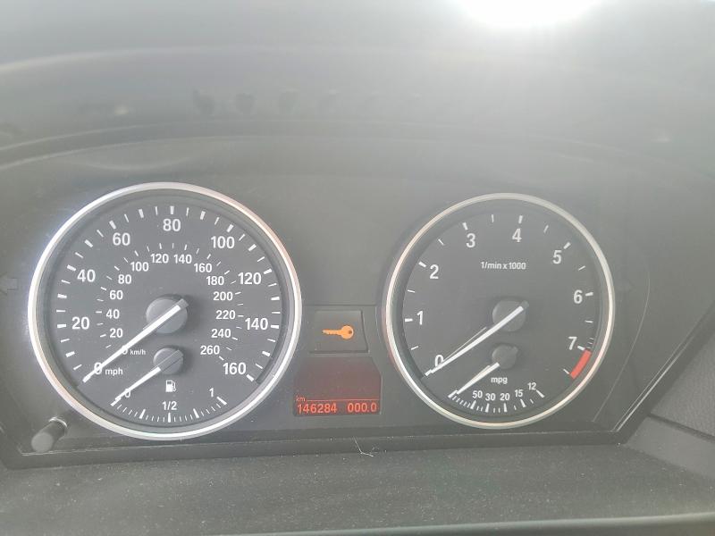 2008 BMW 5 series VIN WBANV93528CZ60978 COPART salvage auction — MINOR DENT/SCRATCHES, MA - CERTIFICATE OF TITLE, sold $975 on 2026-07-31 (photo 9)
