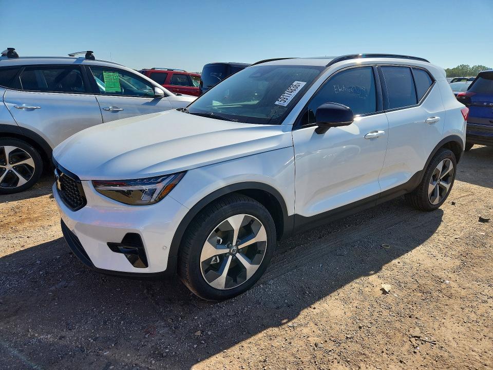 2025 Volvo Xc40 VIN YV4L12UC8S2597736 COPART salvage auction — MECHANICAL, Sc - Cert Of Title-Salvage (P), sold $11,600 on 2026-07-21 (photo 1)