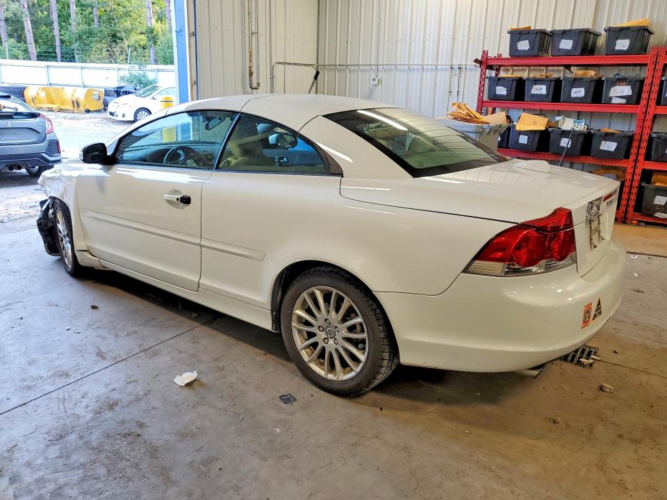2008 Volvo C70 VIN YV1MC67258J049505 COPART salvage auction — FRONT END, MN - CERT OF TITLE-PRIOR SALVAGE, sold $275 on 2026-09-06 (photo 2)