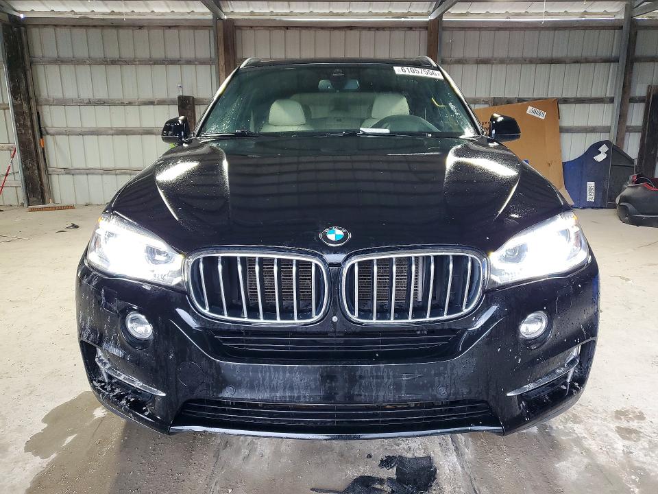 2017 BMW X5 VIN 5UXKR0C52H0U55254 COPART salvage auction — MINOR DENT/SCRATCHES, Tn - Certificate Of Title, sold $3,900 on 2026-07-30 (photo 5)