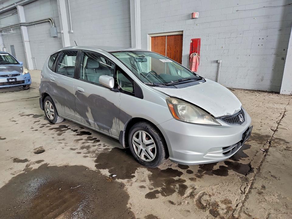 2012 Honda Fit VIN JHMGE8H34CS003598 COPART salvage auction — FRONT END, VA - CERTIFICATE OF TITLE, sold $200 on 2026-07-28 (photo 4)