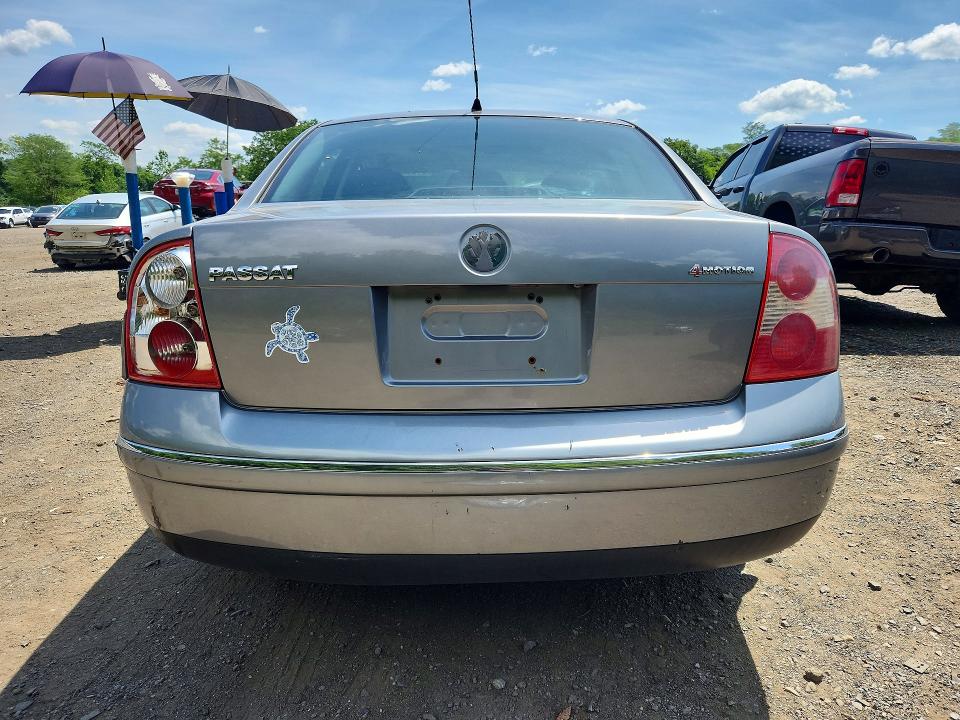 2004 Volkswagen Passat VIN WVWPD63B44E296586 COPART salvage auction — REAR END, NY - MV-907A SALVAGE CERTIFICATE, sold $350 on 2026-07-28 (photo 6)