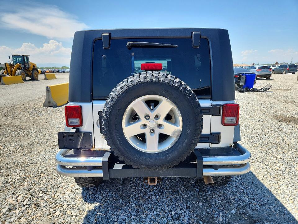 2008 Jeep Wrangler unlimited VIN 1J8GA69158L556043 COPART salvage auction — HAIL, CO - DIS/DLR/EXP ONLY CLEAN TITLE, sold $2,650 on 2026-07-31 (photo 6)