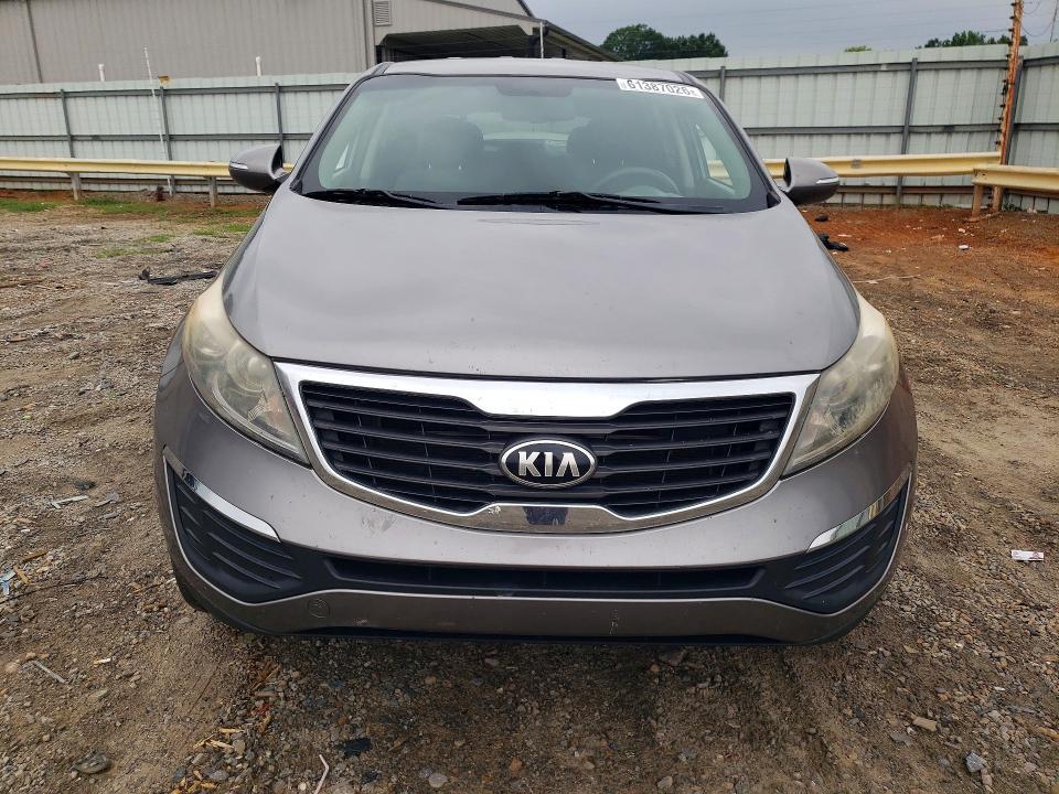 2013 Kia Sportage VIN KNDPB3A26D7517908 COPART salvage auction — SIDE, VA - CERT OF TITLE - SALVAGE, sold $1,100 on 2026-07-31 (photo 5)