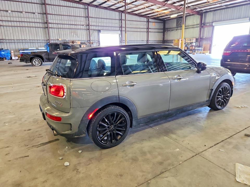 2017 Mini Cooper VIN WMWLN9C30H2E50238 COPART salvage auction — MINOR DENT/SCRATCHES, Ga - Certificate Of Title (P), sold $4,750 on 2026-07-27 (photo 3)