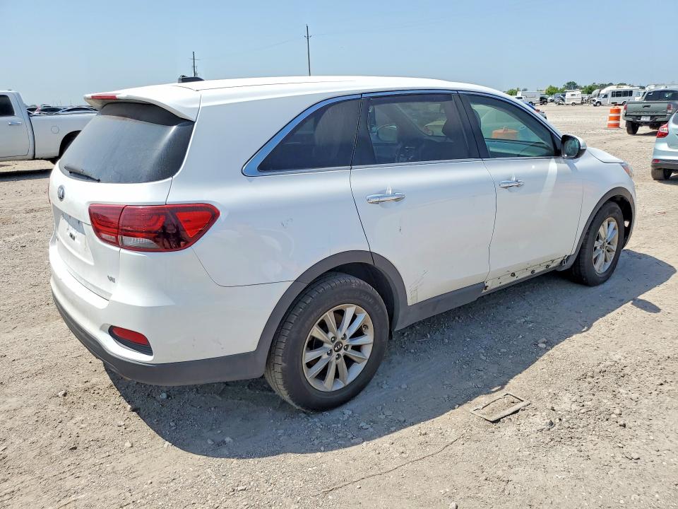 2020 Kia Sorento VIN 5XYPG4A57LG622363 COPART salvage auction — NORMAL WEAR, Tx - Certificate Of Title, sold $3,100 on 2026-07-30 (photo 3)