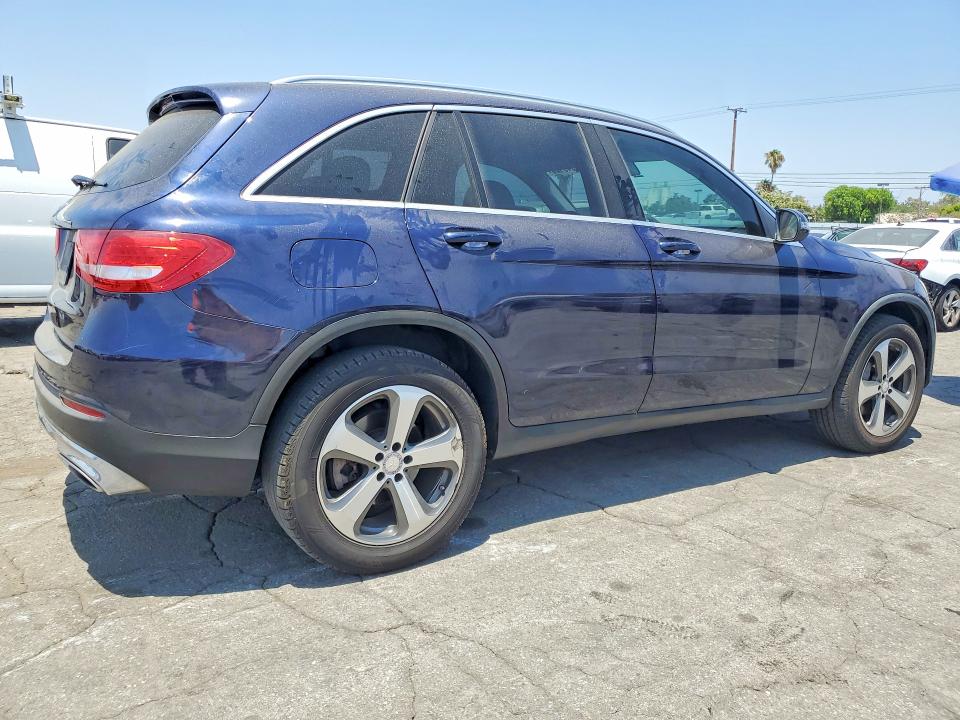 2016 Mercedes-benz Glc class VIN WDC0G4JB4GF057483 COPART salvage auction — MINOR DENT/SCRATCHES, Mt - Dis/Dlr/Exp Only Clean Title (P), sold $3,300 on 2026-07-27 (photo 3)