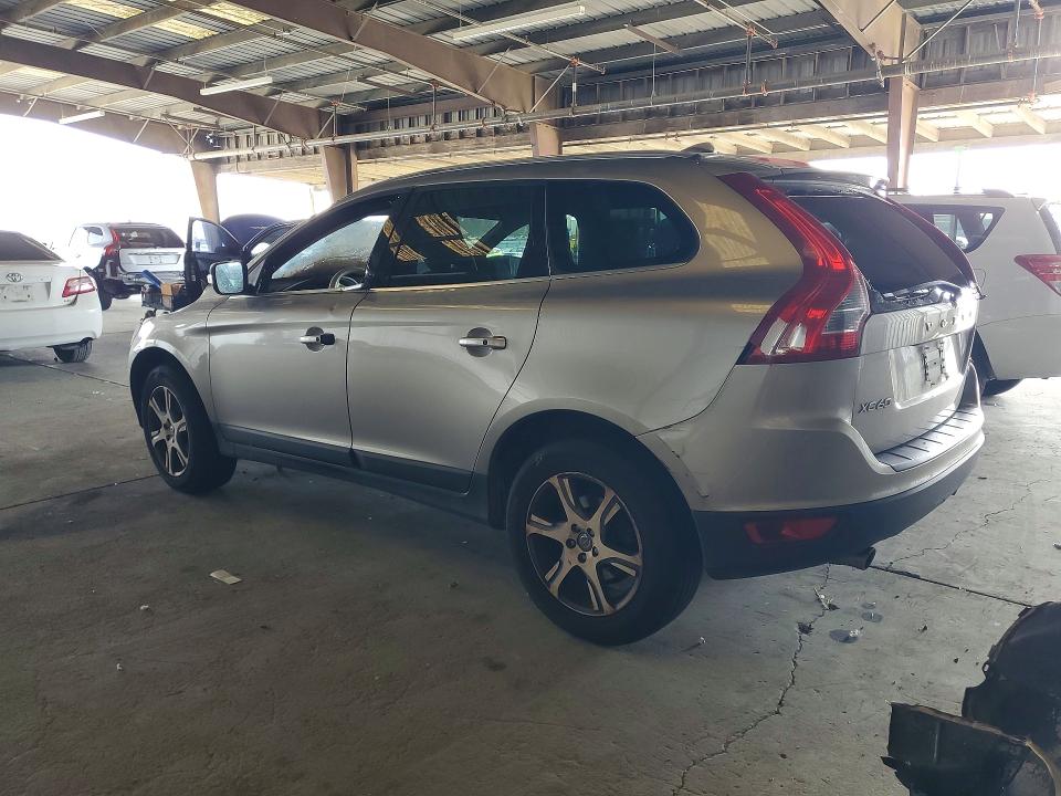 2013 Volvo Xc60 VIN YV4902DZ2D2413637 COPART salvage auction — Burn Engine, CA - SALVAGE CERTIFICATE, sold $125 on 2026-07-20 (photo 2)