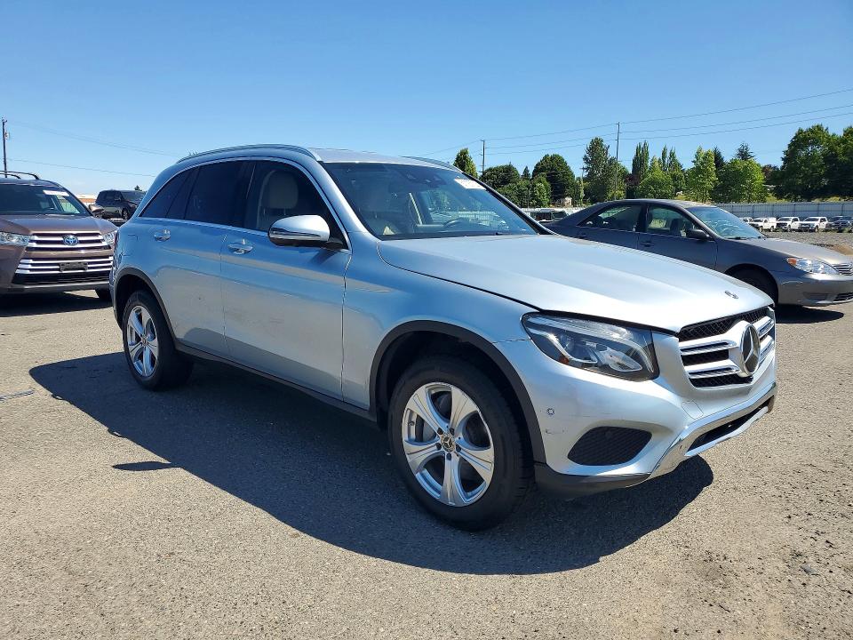 2018 Mercedes-benz Glc VIN WDC0G4KB5JV082033 COPART salvage auction — NORMAL WEAR, WA - VEHICLE CERT OF OWNERSHIP-TITL (P), sold $7,900 on 2026-07-22 (photo 4)