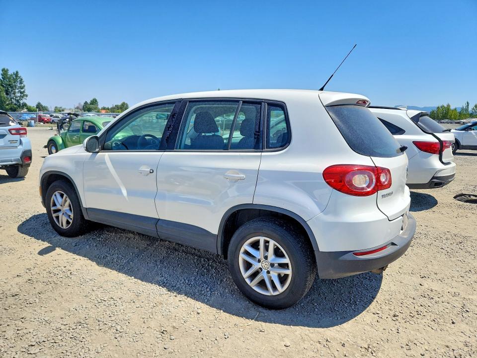 2011 Volkswagen Tiguan VIN WVGBV7AX5BW516171 COPART salvage auction — REAR END, OR - CERTIFICATE OF TITLE, sold $200 on 2026-08-04 (photo 2)