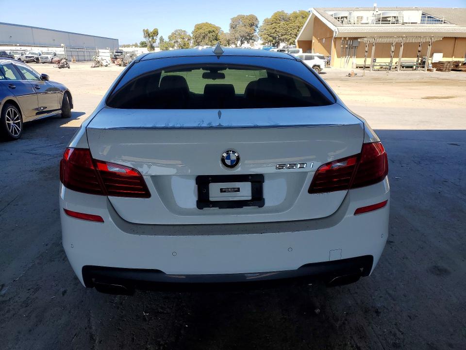 2014 BMW VIN WBAKN9C50ED681523 COPART salvage auction — MINOR DENT/SCRATCHES, Ca - Dis/Dlr/Exp Only Clean Title (P), sold $750 on 2026-07-23 (photo 6)