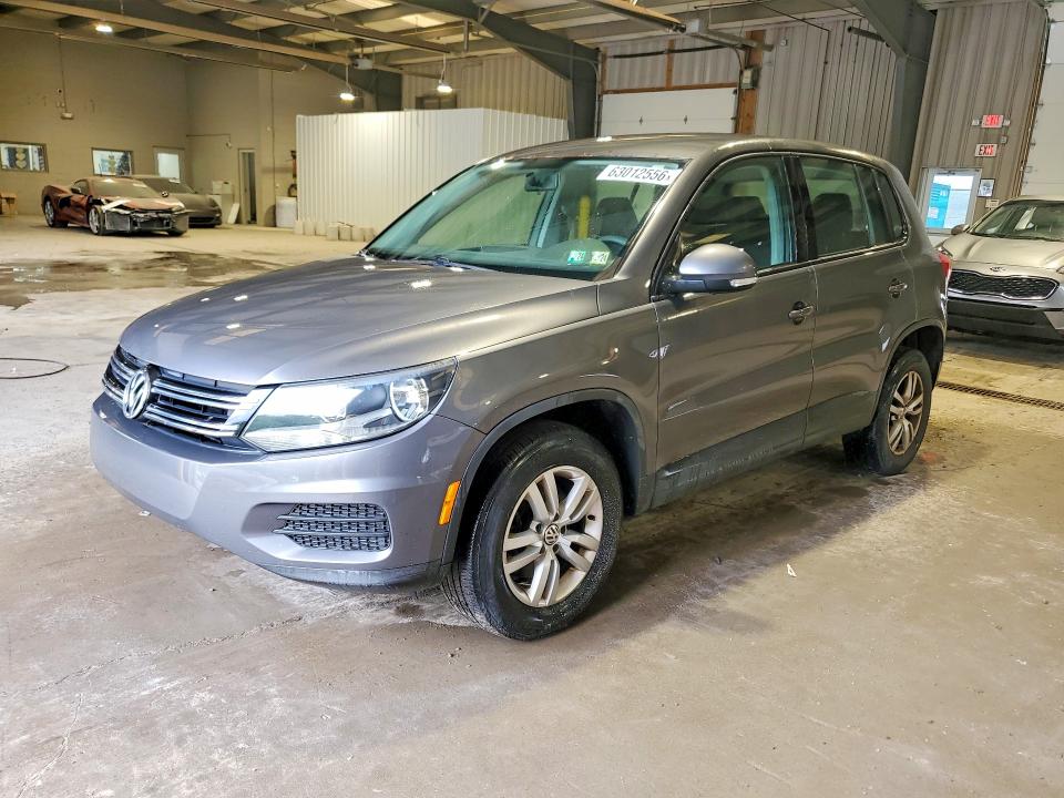 2014 Volkswagen Tiguan VIN WVGBV3AXXEW508838 COPART salvage auction — MINOR DENT/SCRATCHES, Pa - Cert Of Title, sold $1,704 on 2026-08-12 (photo 1)