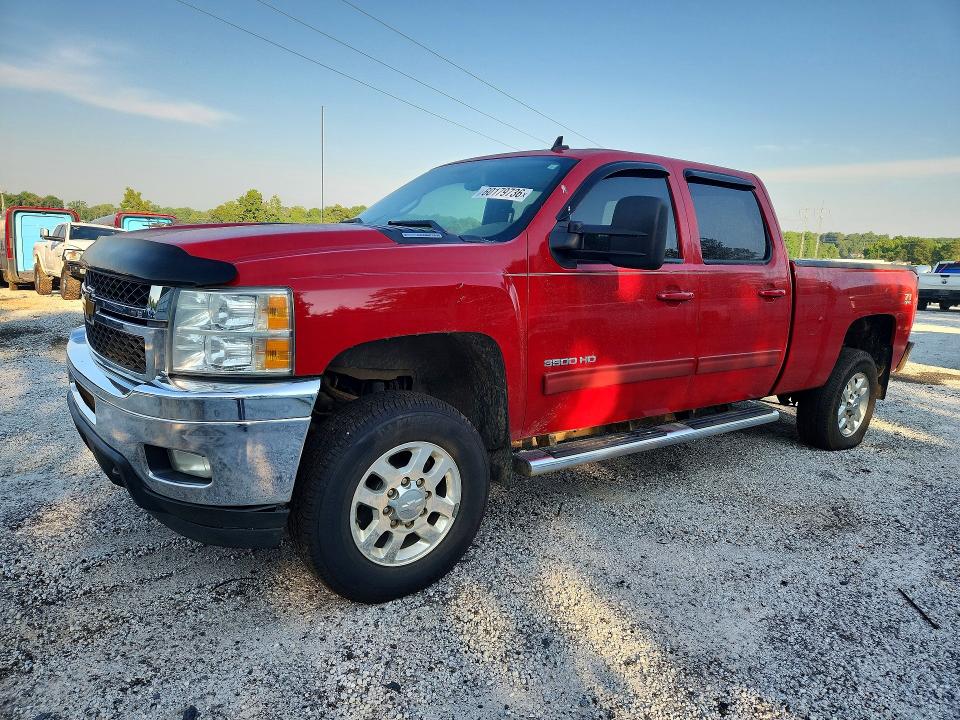 2013 Chevrolet Silverado 3500 VIN 1GC4K1E81DF138097 COPART salvage auction — MINOR DENT/SCRATCHES, Ga - Certificate Of Title, sold $2,600 on 2026-08-01 (photo 1)