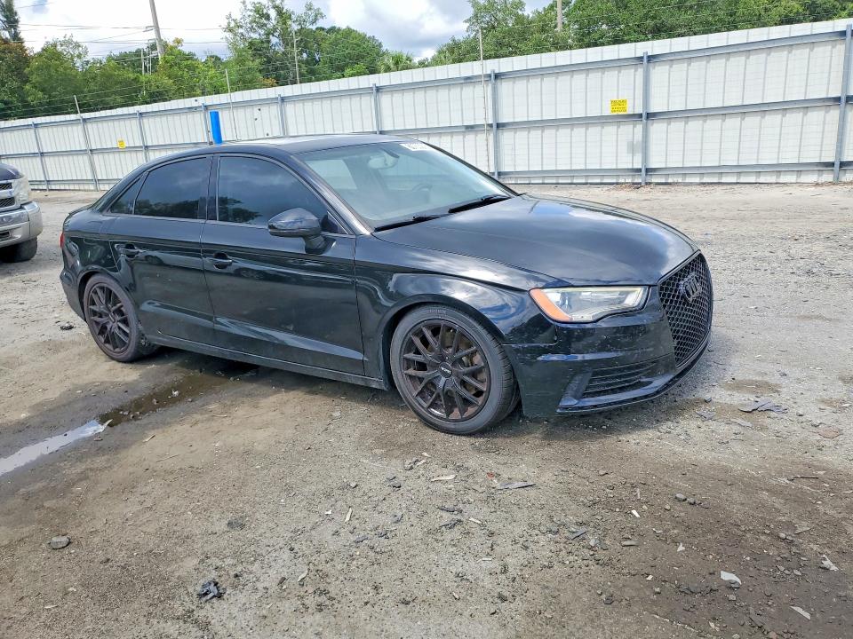 2015 Audi A3 VIN WAUACGFF4F1005654 COPART salvage auction — MINOR DENT/SCRATCHES, FL - CERTIFICATE OF TITLE, sold $500 on 2026-07-20 (photo 4)
