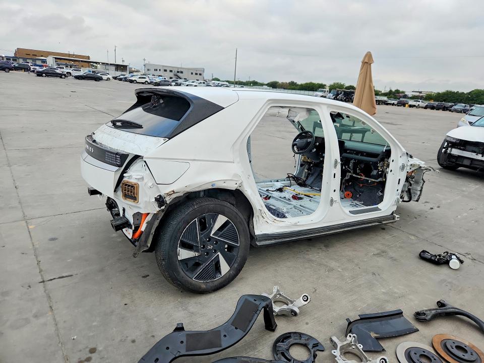 2025 Hyundai Ioniq 5 VIN 7YAKN4DA7SY029416 COPART salvage auction — STRIPPED, Tx - Nonrepairable Title, sold $175 on 2026-07-30 (photo 3)