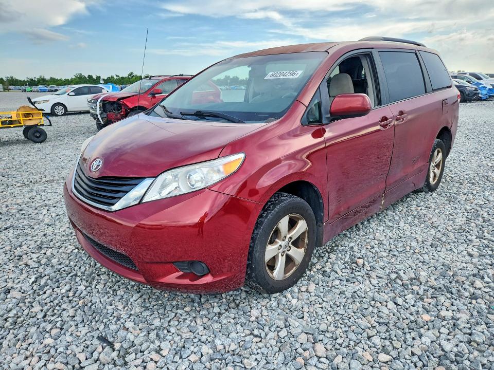 2014 Toyota Sienna VIN 5TDKK3DCXES486104 COPART salvage auction — FRONT END, Fl - Certificate Of Title, sold $1,600 on 2026-07-31 (photo 1)