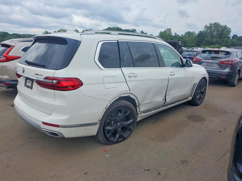 2022 BMW X7 VIN 5UXCW2C04N9K89288 COPART salvage auction — SIDE, CT - CERT OF TITLE-SALVAGE, sold $29,000 on 2026-08-25 (photo 3)
