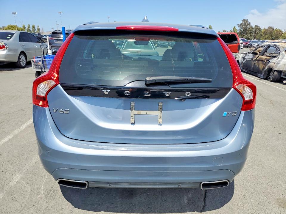 2017 Volvo V60 VIN YV140MEM2H1369124 COPART salvage auction — FRONT END, CA - SALVAGE CERTIFICATE, sold $1,850 on 2026-08-14 (photo 6)