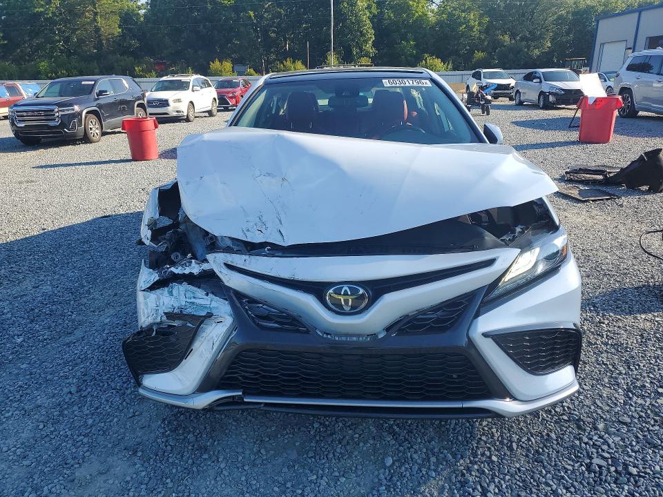 2021 Toyota Camry VIN 4T1K61AK7MU610744 COPART salvage auction — FRONT END, Nc - Salvage Certificate Of Title, sold $9,700 on 2026-08-09 (photo 5)