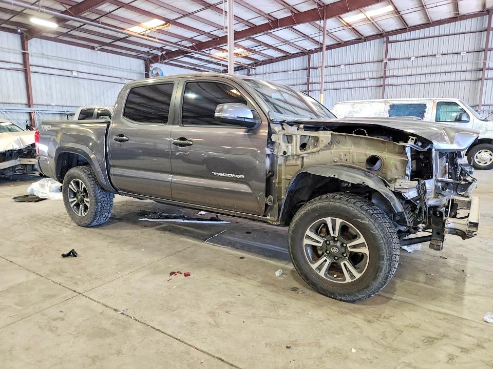 2017 Toyota Tacoma VIN 5TFAZ5CN8HX050162 COPART salvage auction — FRONT END, Fl - Cert Of Title Slvg Rebuildable, sold $10,900 on 2026-07-13 (photo 4)