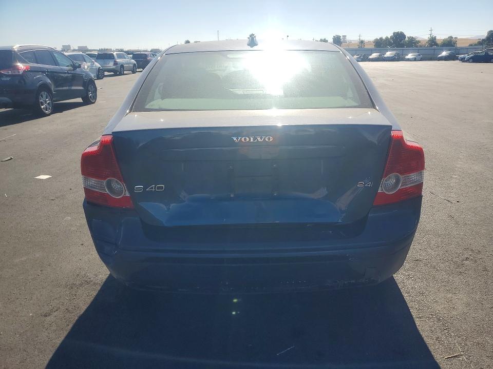 2007 Volvo S40 VIN YV1MS390972306994 COPART salvage auction — REAR END, Ca - Salvage Certificate, sold $80 on 2026-07-22 (photo 6)