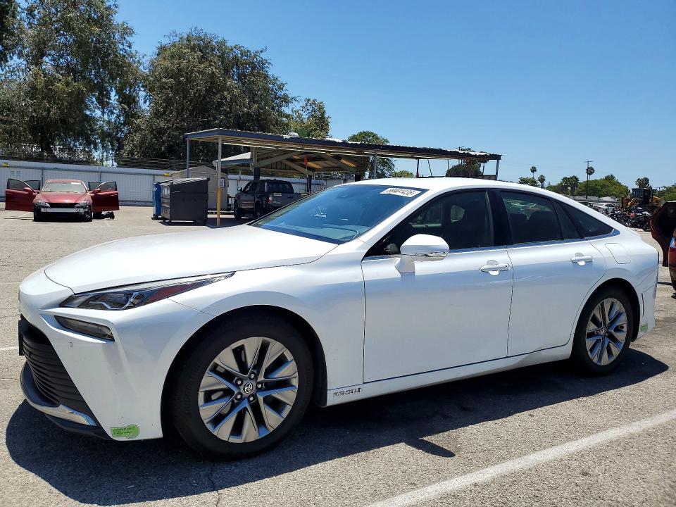 2022 Toyota Mirai VIN JTDAAAAA6NA006210 COPART salvage auction — MINOR DENT/SCRATCHES, Ca - Dis/Dlr/Exp Only Clean Title, sold $2,000 on 2026-07-31 (photo 1)