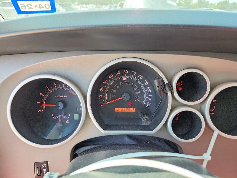 2011 Toyota Tundra VIN 5TFRM5F17BX020815 COPART salvage auction — MINOR DENT/SCRATCHES, TX - CERTIFICATE OF TITLE, sold $500 on 2026-07-24 (photo 9)