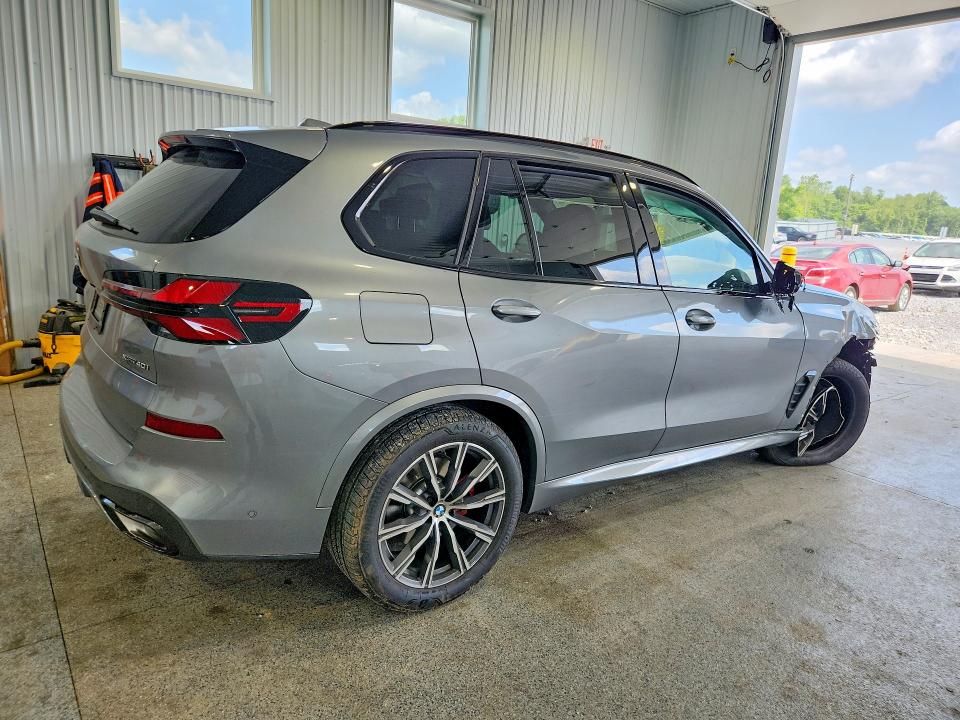 2026 BMW VIN 5UX23EU0XT9058932 COPART salvage auction — FRONT END, Oh - Cert Of Title-Salvage, sold $30,500 on 2026-07-31 (photo 3)