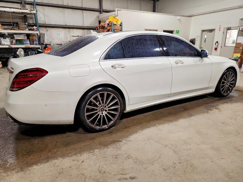 2020 Mercedes-benz S class VIN WDDUG8GB6LA519058 COPART salvage auction — MINOR DENT/SCRATCHES, ON - PERMIT NO BRAND - UNFIT (P), sold $34,250 on 2026-08-12 (photo 3)
