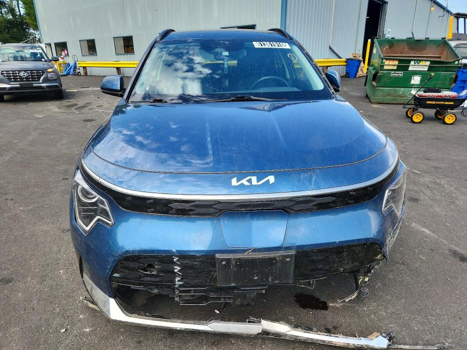 2023 Kia Niro VIN KNDCR3L13P5021365 COPART salvage auction — FRONT END, CA - CERTIFICATE OF TITLE, sold $6,500 on 2026-07-22 (photo 5)