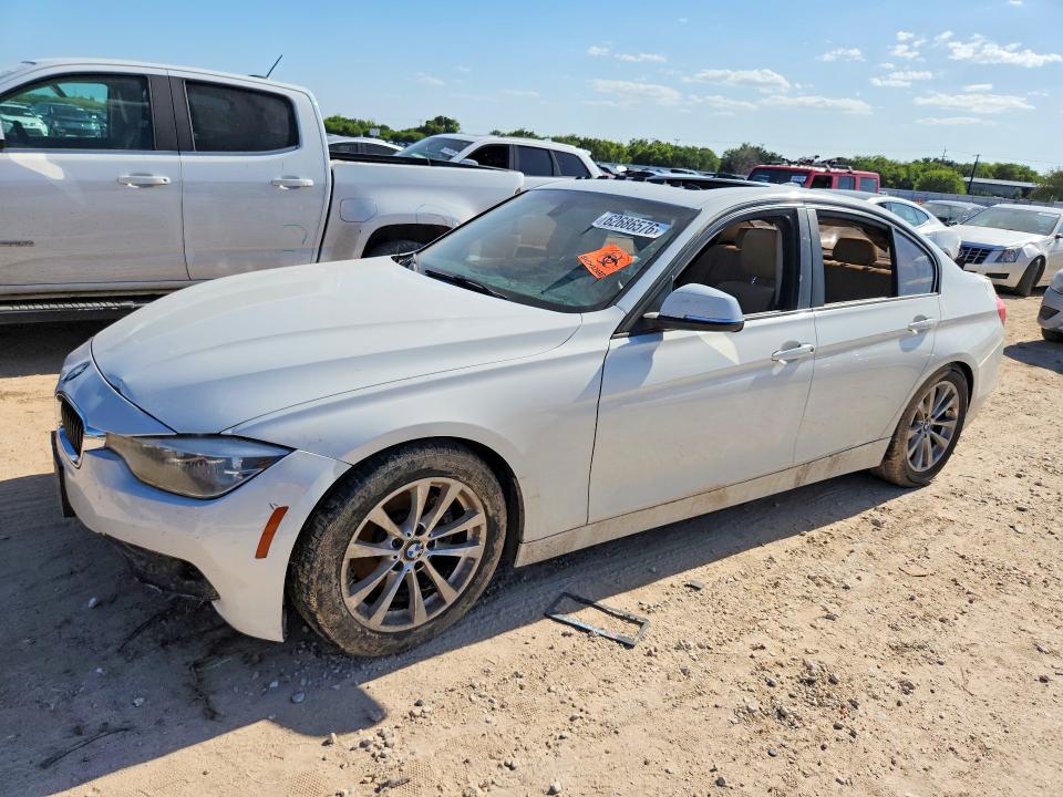 2017 BMW 3er VIN WBA8E1G3XHNU17681 COPART salvage auction — WATER/FLOOD, Tx - Certificate Of Title, sold $500 on 2026-08-20 (photo 1)