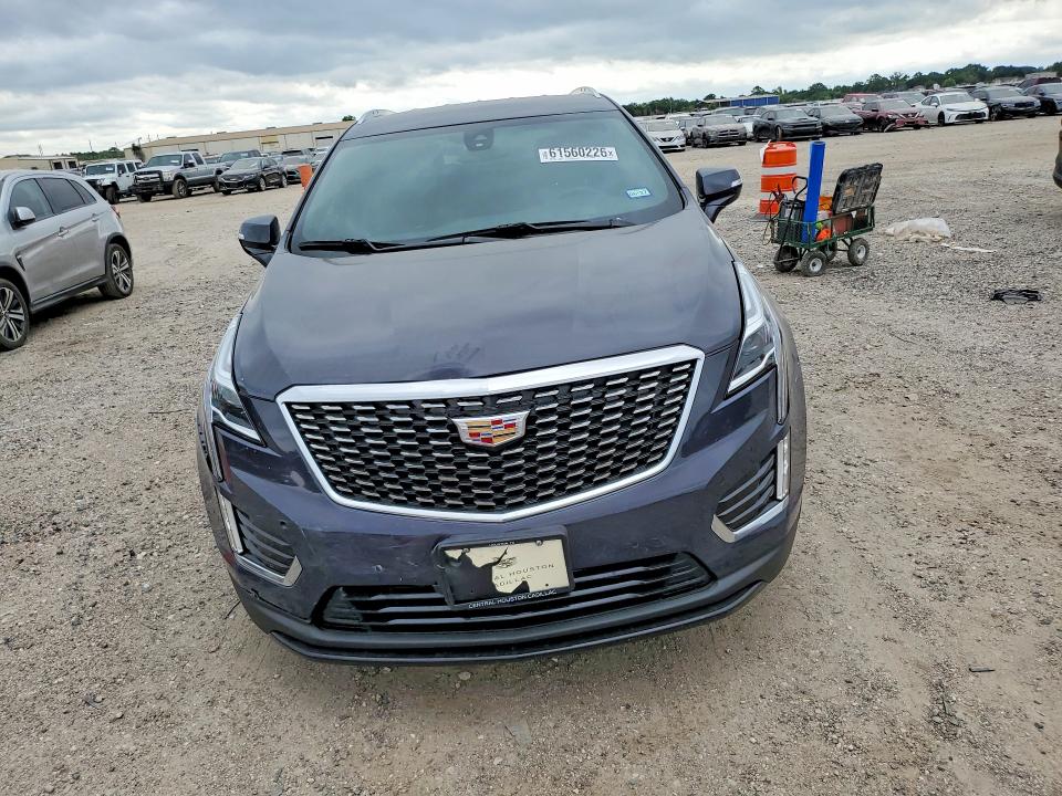 2025 Cadillac Xt5 VIN 1GYKNAR41SZ136877 COPART salvage auction — REAR END, Tx - Salvage Vehicle Title, sold $7,900 on 2026-08-10 (photo 5)