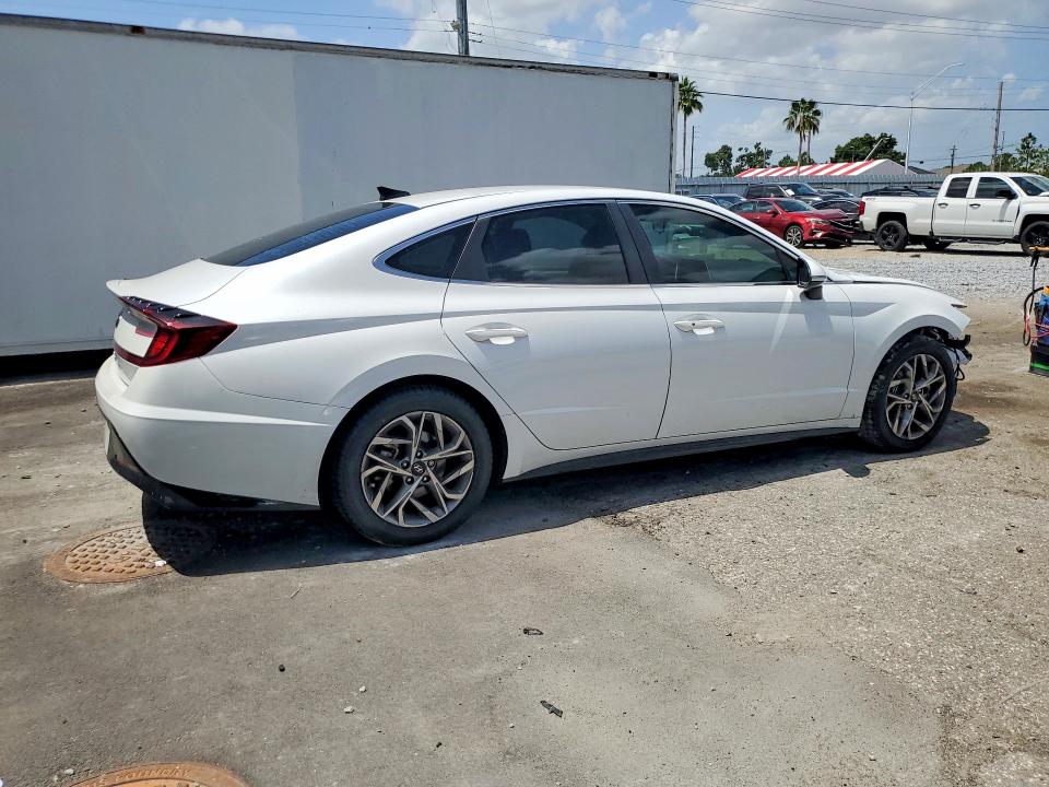 2021 Hyundai Sonata VIN 5NPEL4JA2MH083516 COPART salvage auction — FRONT END, Fl - Certificate Of Destruction, sold $2,800 on 2026-07-31 (photo 3)