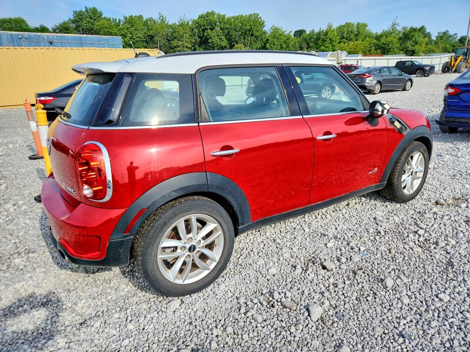 2013 Mini Cooper VIN WMWZC5C56DWP32457 COPART salvage auction — NORMAL WEAR, Va - Certificate Of Title, sold $450 on 2026-08-11 (photo 3)