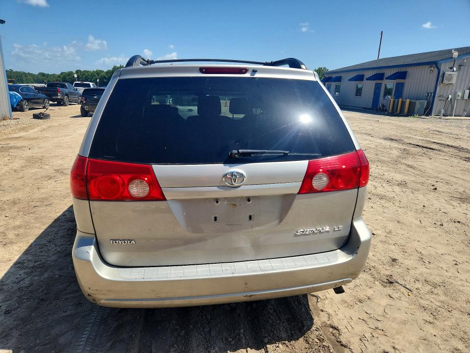 2008 Toyota Sienna VIN 5TDZK23C28S120135 COPART salvage auction — ROOF, FL - CERTIFICATE OF TITLE, sold $950 on 2026-07-24 (photo 6)