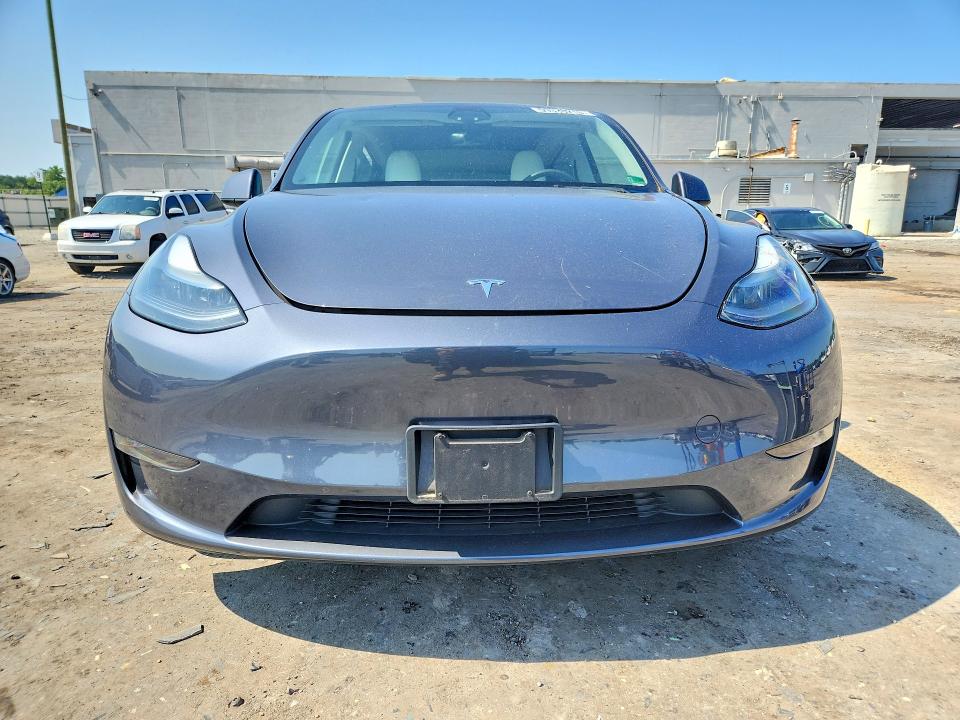 2023 Tesla Model y VIN 7SAYGDEE1PF594865 COPART salvage auction — ROOF, Va - Cert Of Title - Salvage, sold $7,500 on 2026-07-22 (photo 5)