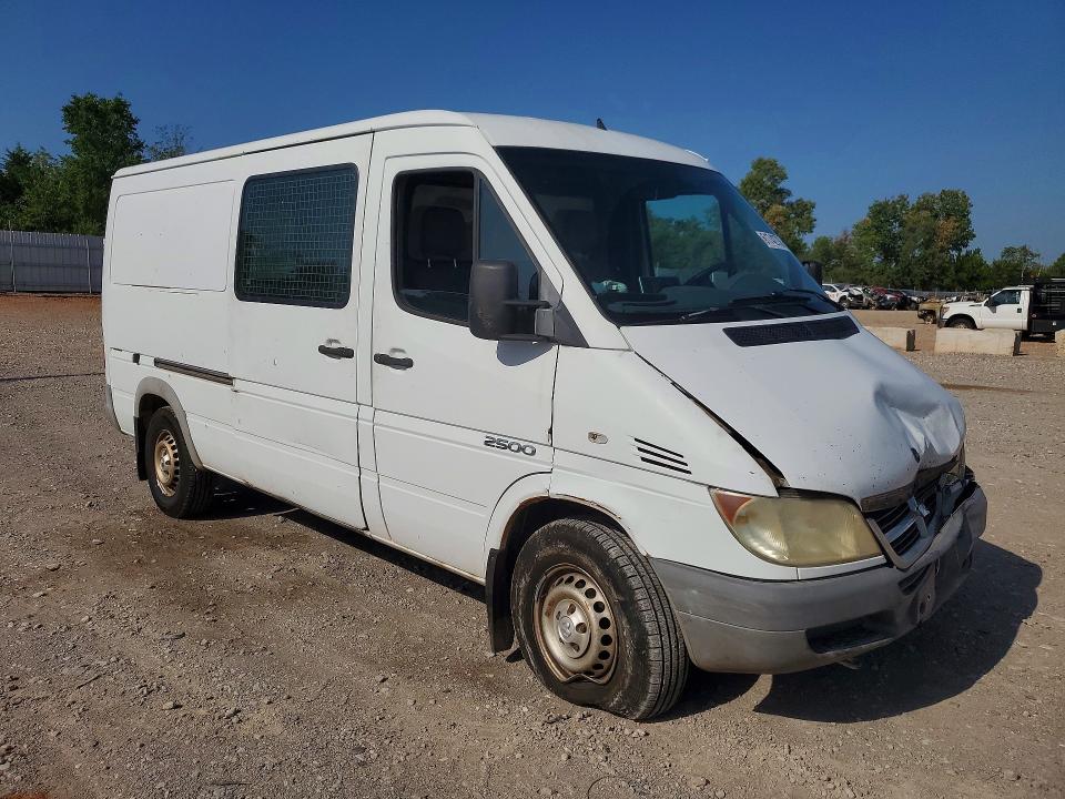 2006 Dodge Sprinter VIN WD0PD644365900073 COPART salvage auction — FRONT END, Ok - Cert Of Title-Salvage, sold $1,599 on 2026-08-29 (photo 4)