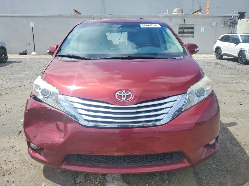 2013 Toyota Sienna VIN 5TDYK3DC4DS280222 COPART salvage auction — REAR END, VA - CERT OF TITLE - SALVAGE, sold $250 on 2026-07-29 (photo 5)