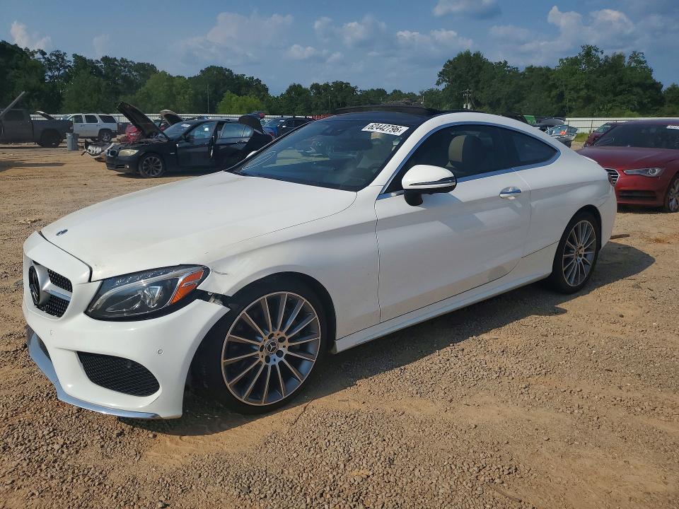 2017 Mercedes-benz C-klasse VIN WDDWJ4JB1HF581313 COPART salvage auction — MINOR DENT/SCRATCHES, Fl - Certificate Of Title (P), sold $5,900 on 2026-08-05 (photo 1)