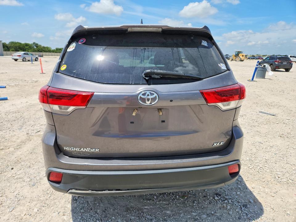 2018 Toyota VIN 5TDKZRFHXJS549736 COPART salvage auction — FRONT END, Tx - Certificate Of Title (P), sold $9,600 on 2026-07-30 (photo 6)