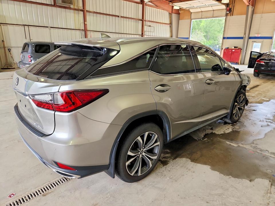 2021 Lexus ES 250 VIN 2T2HZMDA3MC265568 COPART salvage auction — ENGINE BURN, Va - Cert Of Title - Salvage, sold $225 on 2026-07-31 (photo 3)