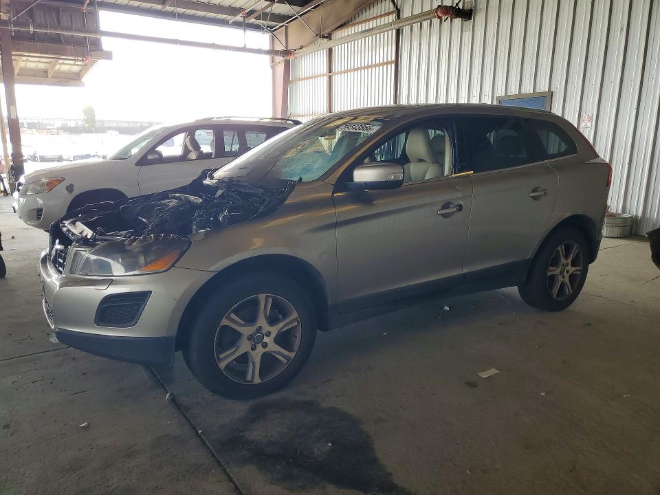 2013 Volvo Xc60 VIN YV4902DZ2D2413637 COPART salvage auction — Burn Engine, CA - SALVAGE CERTIFICATE, sold $125 on 2026-07-20 (photo 1)
