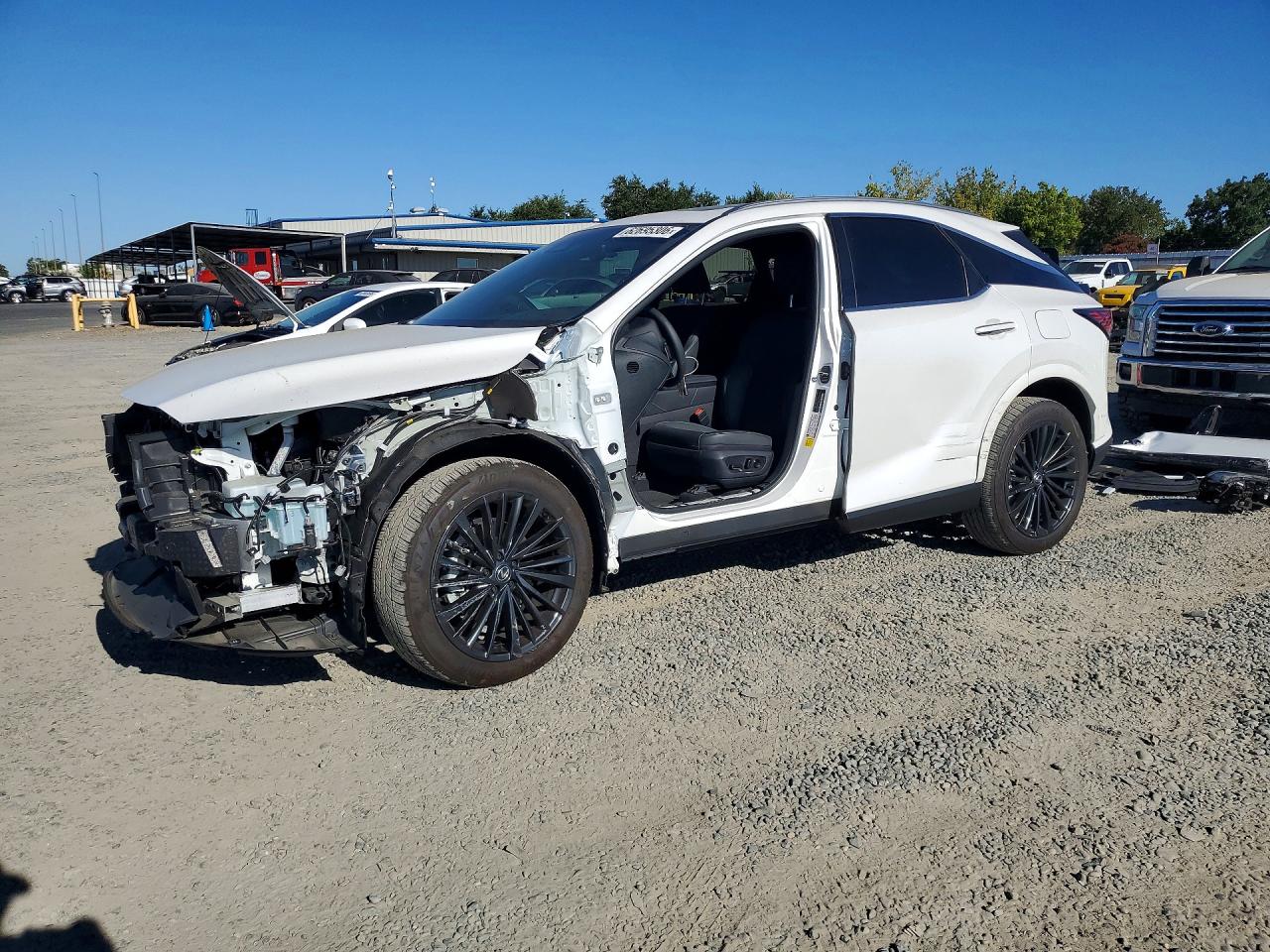 2025 Lexus RX 350 VIN 2T2BAMCA9SC116108 — COPART salvage auction photo
