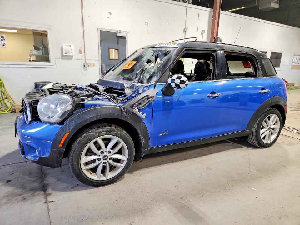2014 Mini Cooper VIN WMWZC5C57EWP35479 COPART salvage auction — BURN, Mn - Cert Of Title-Prior Salvage, sold $525 on 2026-08-11 (photo 1)