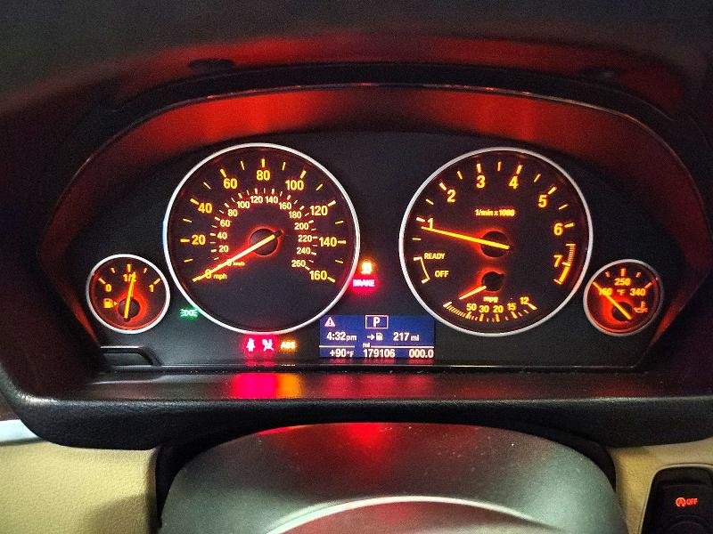 2014 BMW 3er VIN WBA3A5C55EJ464642 COPART salvage auction — FRONT END, Az - Cert Of Title - Salvage, sold $725 on 2026-07-29 (photo 9)