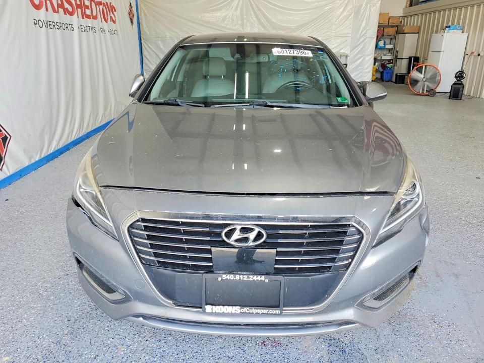 2017 Hyundai VIN KMHE54L28HA059763 COPART salvage auction — FRONT END, VA - DEALER ONLY CLEAN TITLE, sold $4,800 on 2026-07-28 (photo 5)