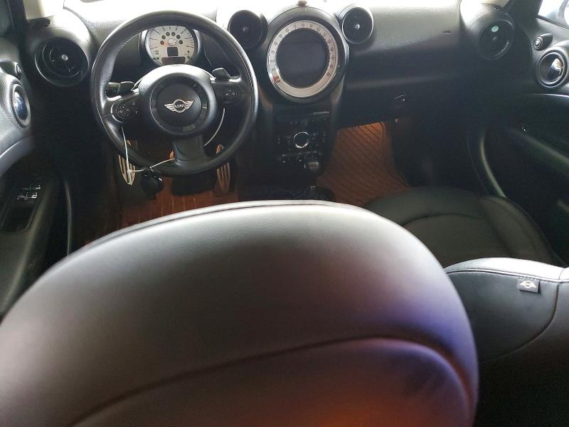 2014 Mini Cooper VIN WMWZC3C50EWP27924 COPART salvage auction — MINOR DENT/SCRATCHES, CA - DLR/DIS/EXP ONLY SALVAGE TITLE, sold $800 on 2026-08-07 (photo 8)