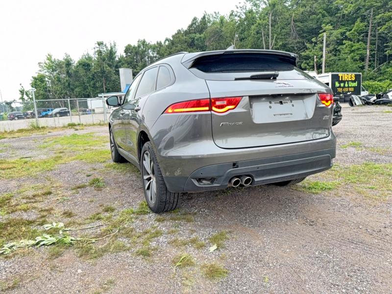 2019 Jaguar F-pace VIN SADCK2FN4KA352120 COPART salvage auction — MINOR DENT/SCRATCHES, ON - PERMIT NO BRAND - UNFIT (P), sold $1,500 on 2026-07-28 (photo 3)