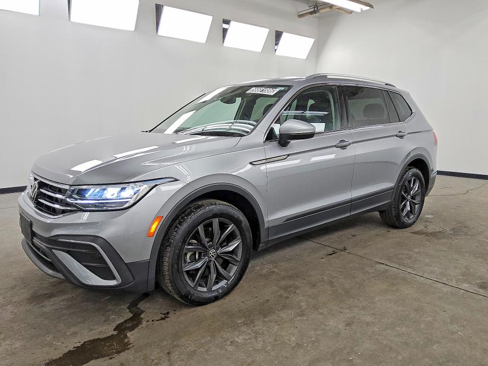 2022 Volkswagen Tiguan VIN 3VV2B7AX4NM142400 COPART salvage auction — MINOR DENT/SCRATCHES, Il - Certificate Of Title, sold $11,700 on 2026-07-28 (photo 1)